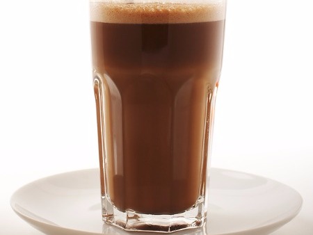 Varm choklad-pärondrink