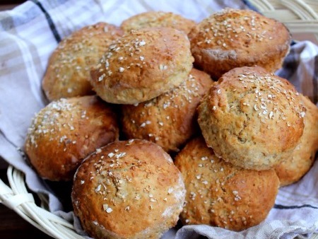  Mumsiga Scones - Goda, både salta och söta scones som passar bra som mellanmål.